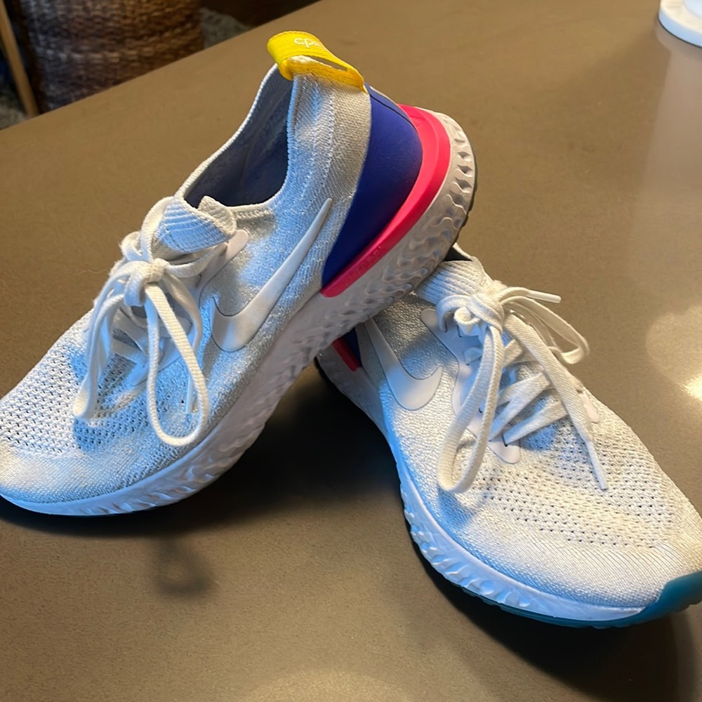Nike Epic React Fly Knit sz 8